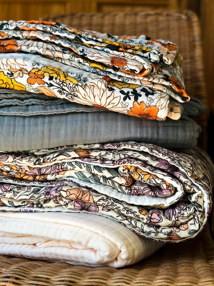 (Pre-Sale ETA: FEB) Wildflower Sketch Daydream Blanket - The Classics Collection