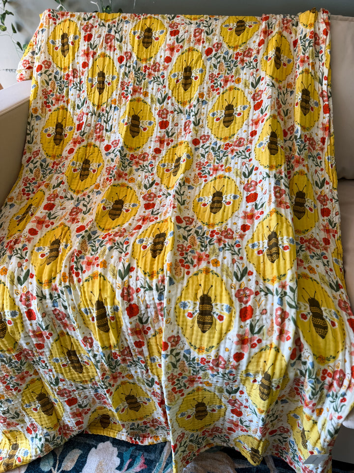 Honey Meadow Daydream Blanket - The Classics Collection | DECEMBER ETA