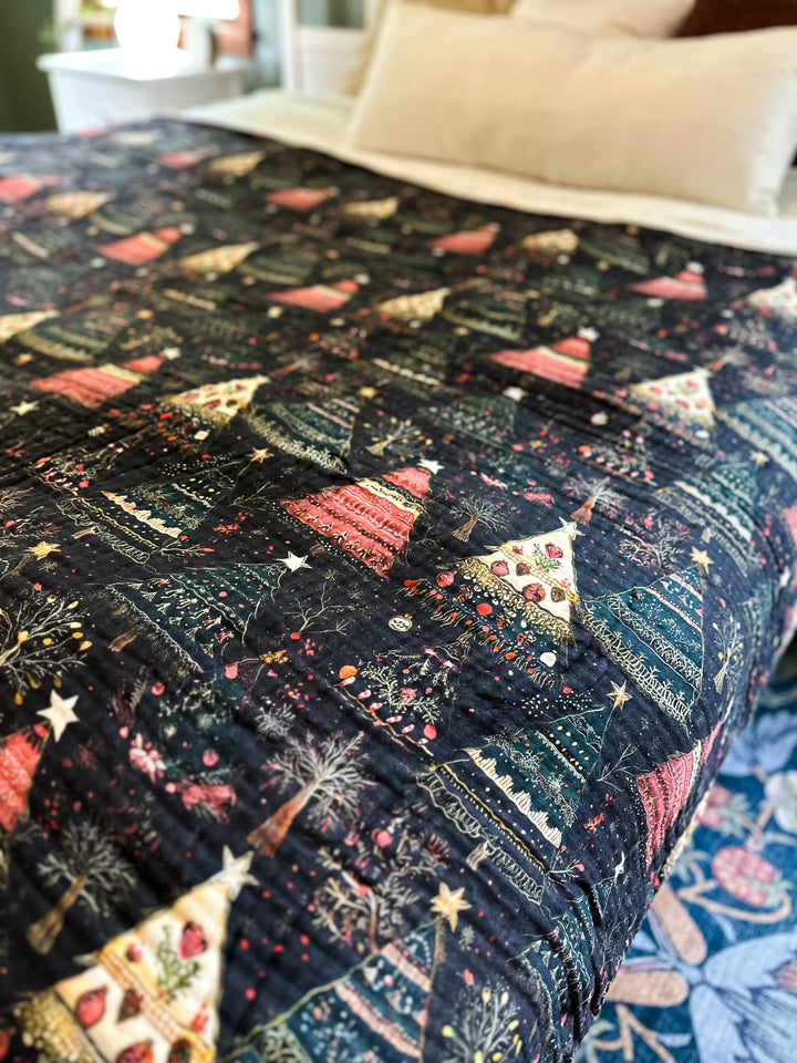 (Pre-Sale ETA: NOV) AIRY Muslin Daydream Blankets - Hearth + Holiday Collection