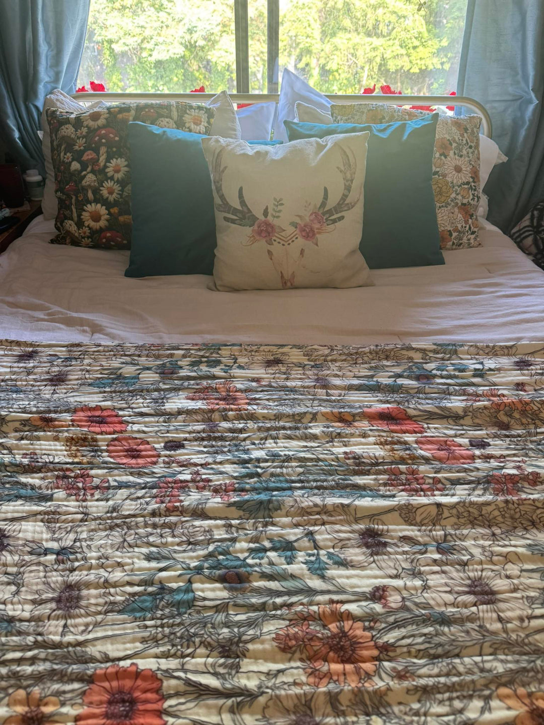 (Pre-Sale ETA: MARCH) Orange Wildflower Sketch Daydream Blanket - The Classics Collection