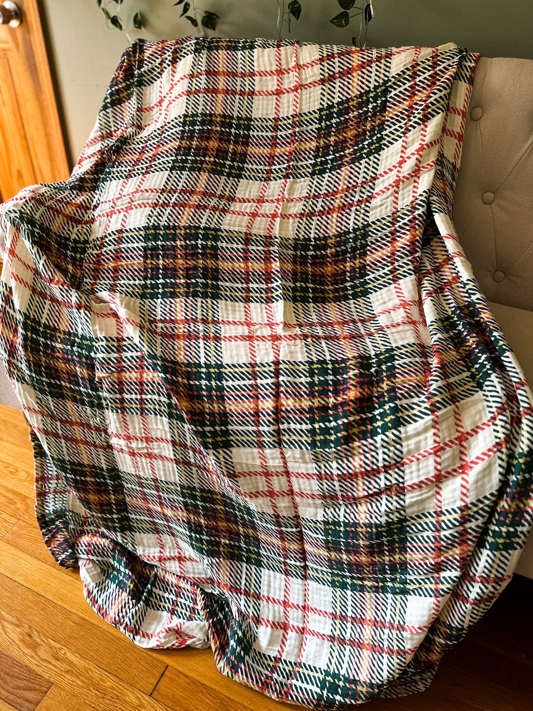 (Pre-Sale ETA: NOV) AIRY Muslin Daydream Blankets - Hearth + Holiday Collection