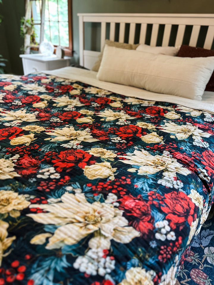 (Pre-Sale ETA: NOV) AIRY Muslin Daydream Blankets - Hearth + Holiday Collection