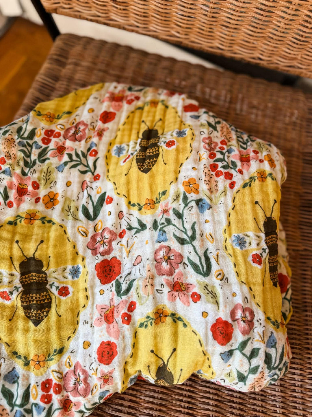 (Pre-Sale ETA: Late AUGUST) Honey Meadow Daydream Blanket - The Classics Collection