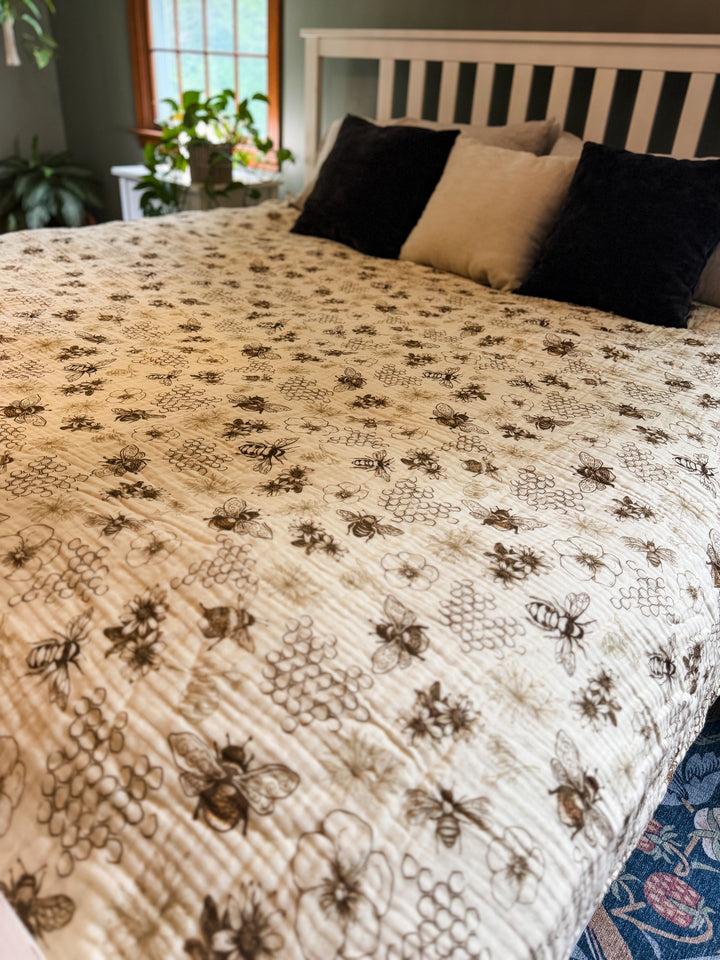 Honeycomb Daydream Blanket - Our Edit Collection | ETA DEC
