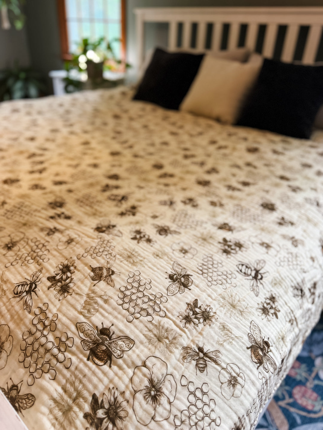 Honeycomb Daydream Blanket - Our Edit Collection | ETA DEC