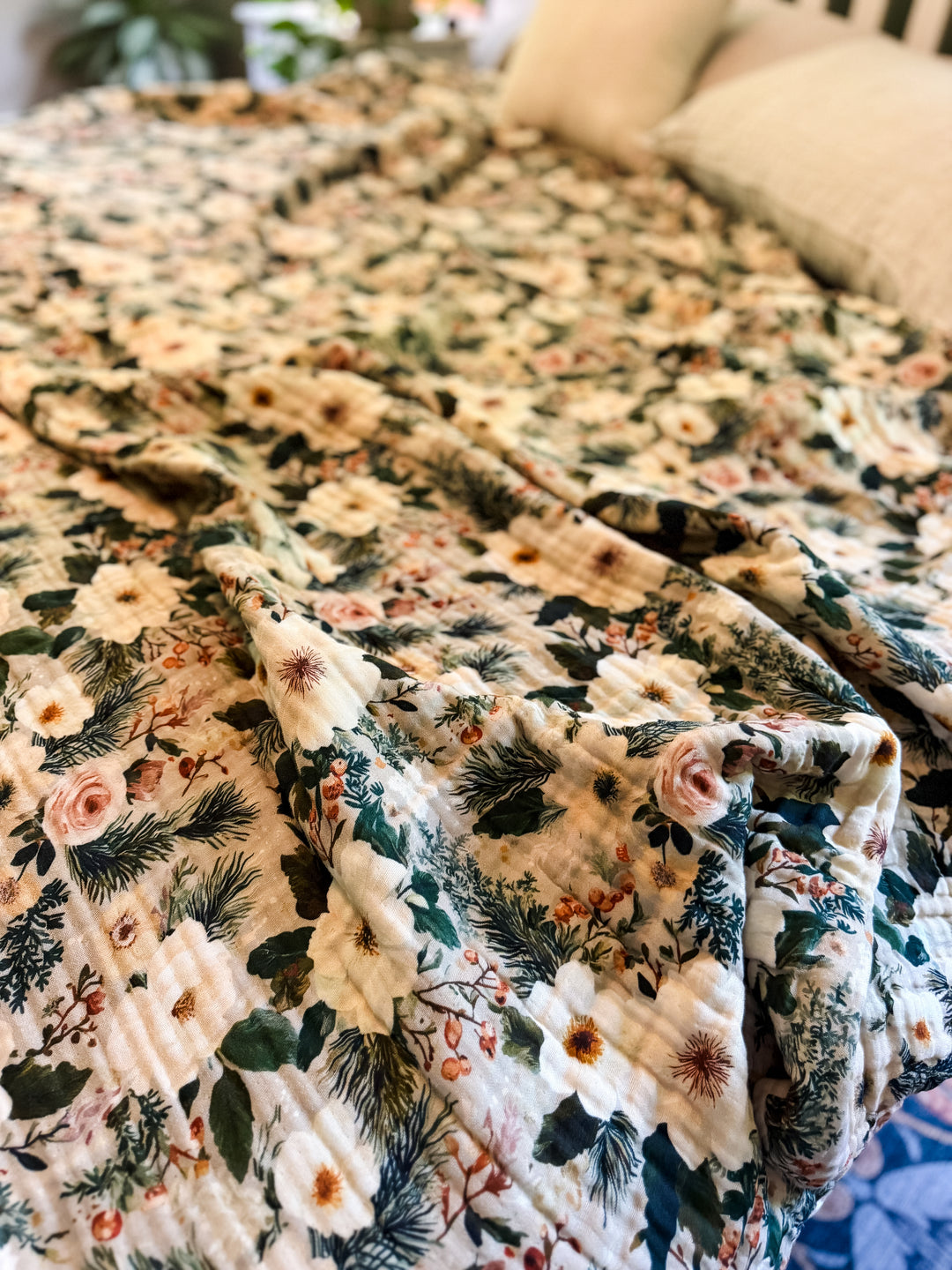 Christmas Bouquet Daydream Blanket - Winter Whimsy Collection | ETA NOV