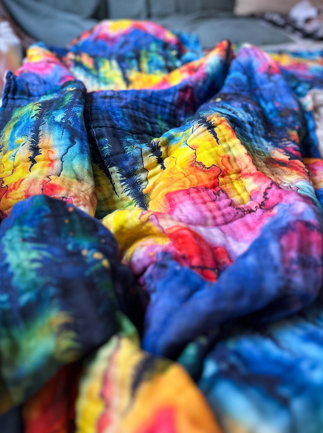 (Pre-Sale ETA: FEB) Watercolor Trees Daydream Blanket - The Classics Collection