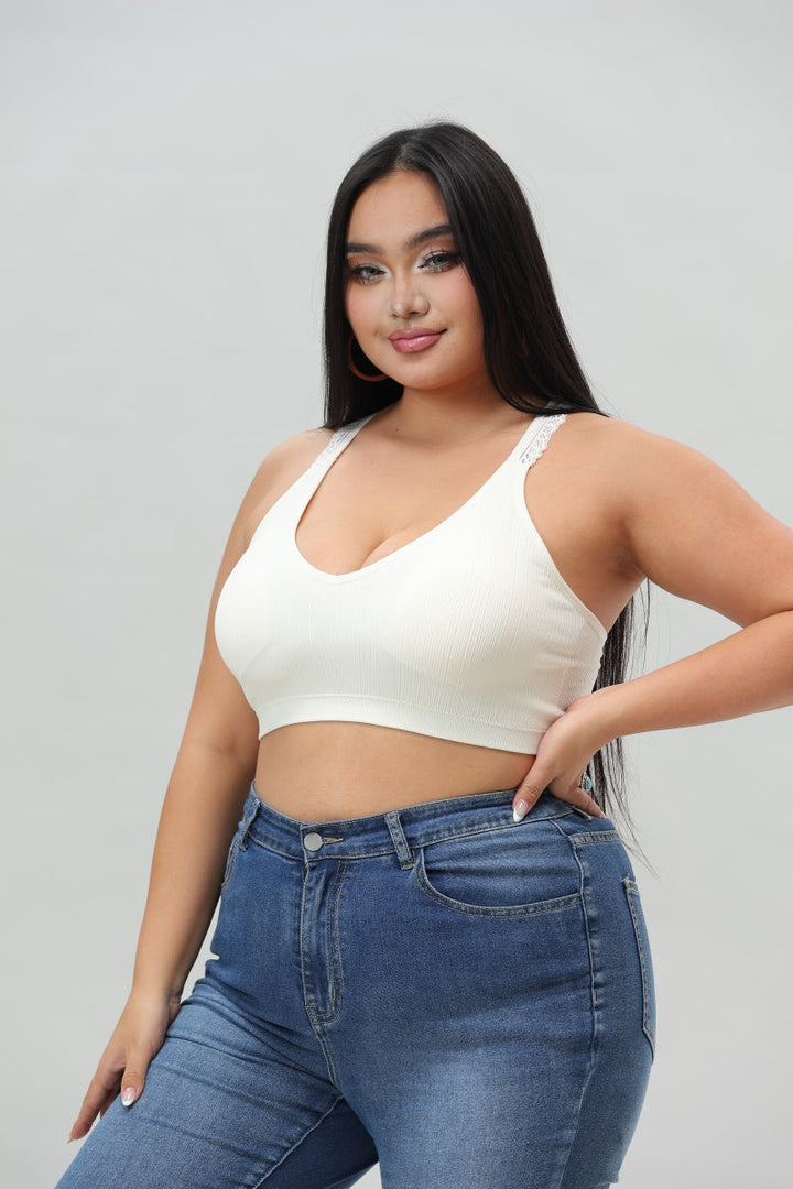 Plus Size Seamless Front Lace Racerback Bralette – Soft Stretch Fit